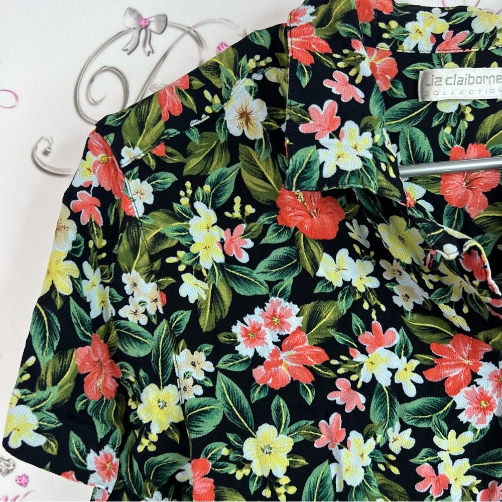 Liz Claiborne Button up Hawaiian πΊ print flowers Black Floral Button-Down Shirt - Picture 6 of 10